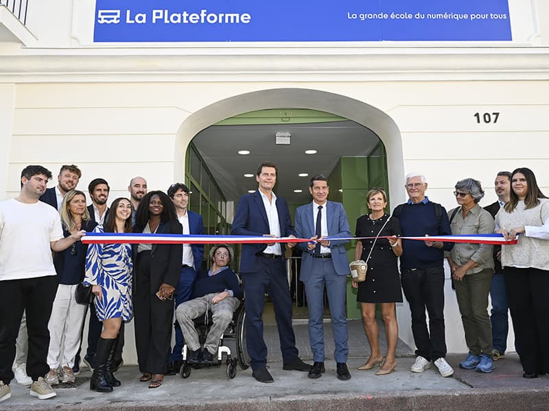 Cannes : l’école du numérique La Plateforme inaugurée à République