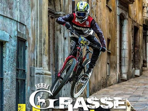 Grasse Urban Downhill : la folle descente de VTT en cœur de ville