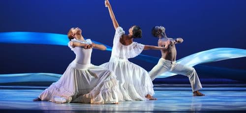 Danse : les héritiers d’Alvin Ailey font le plein à Cannes   