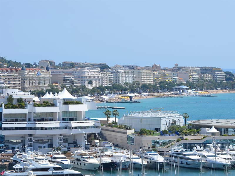 Coronavirus : face aux annulations en domino, Cannes appelle à l'aide