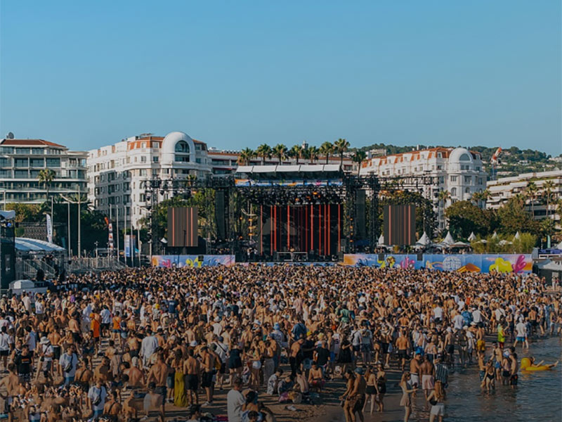 Cannes plages électroniques